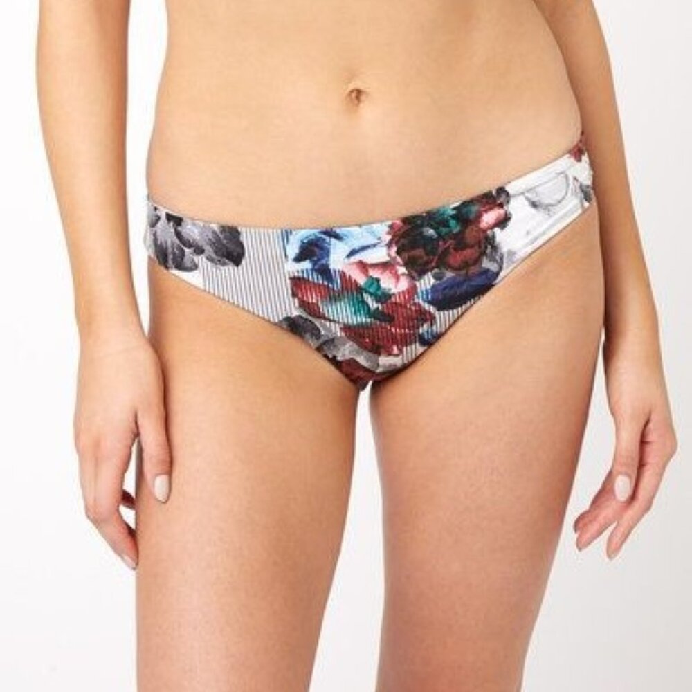 Bikini Lab Bikini - Picture 2 of 6